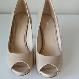Nine West Nude Peep-Toe Heels